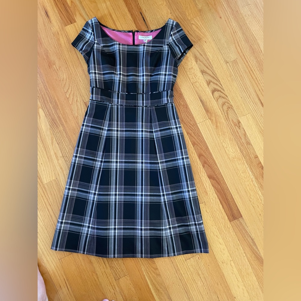 - Isaac Mizrahi for target ladies dress very cute size 2